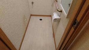 松戸のトイレ内クッションフロア交換工事